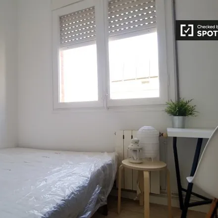 Rent this 5 bed room on Carrer de Josep Anselm Clavé in 29, 08002 Barcelona