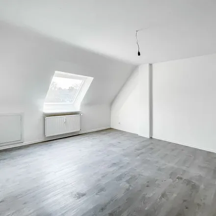 Rent this 3 bed apartment on Friederikastraße 153 in 44789 Bochum, Germany
