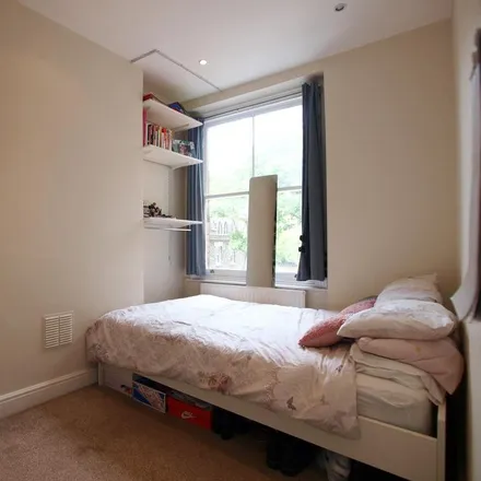 Image 4 - 123 Mount View Road, London, N4 4SP, United Kingdom - Apartment for rent