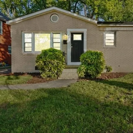 Buy this 2 bed house on 997 Spruce Street in Charlotte, NC 28203