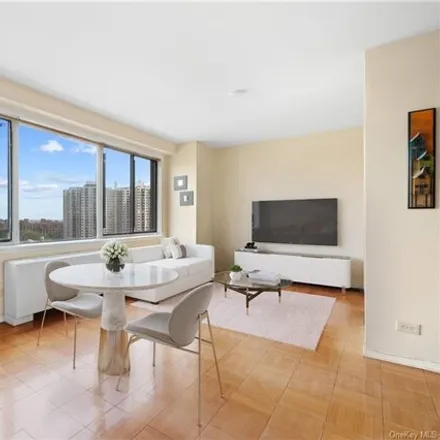 Image 1 - 3671 Hudson Manor Terrace, New York, NY 10471, USA - Apartment for sale