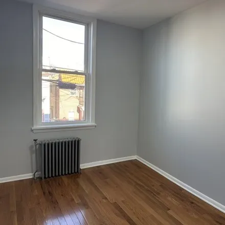 Image 5 - 237 Griffith Street, Jersey City, NJ 07307, USA - House for rent