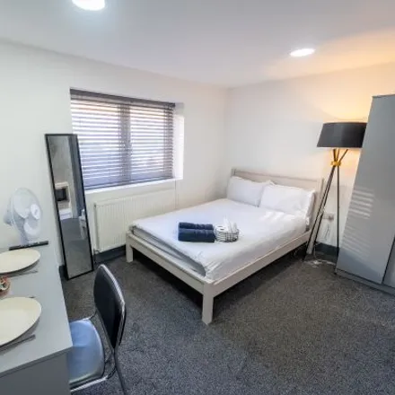 Rent this studio apartment on 100 Dale Road in Selly Oak, B29 6AG