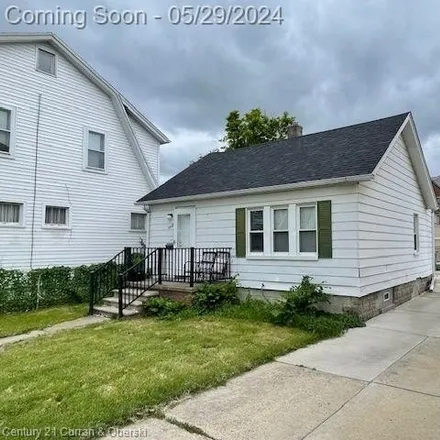 Buy this 2 bed house on 6835 Steadman Street in Dearborn, MI 48126