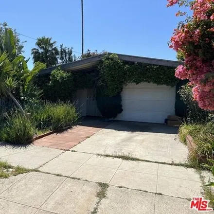 Buy this 3 bed house on 16613 Bassett Street in Los Angeles, CA 91406