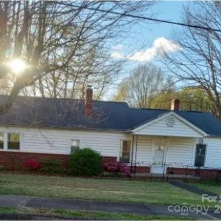 Buy this 3 bed house on 914 Sunset Street Southwest in Valdese, NC 28690