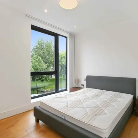 Rent this 3 bed apartment on Oat Coffee in 154 Brick Lane, Spitalfields