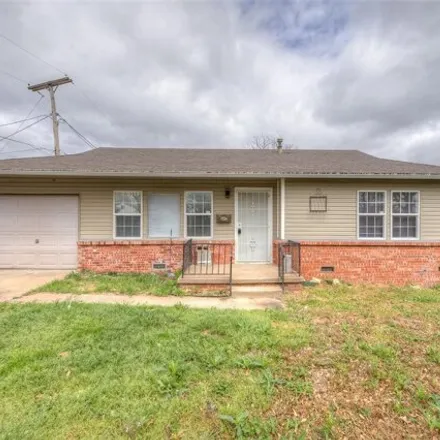 Buy this 2 bed house on 5299 East Latimer Street in Tulsa, OK 74115
