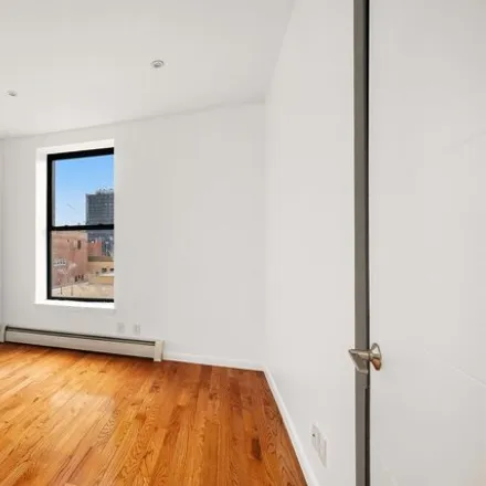 Image 6 - 199 West 134th Street, New York, NY 10030, USA - House for rent