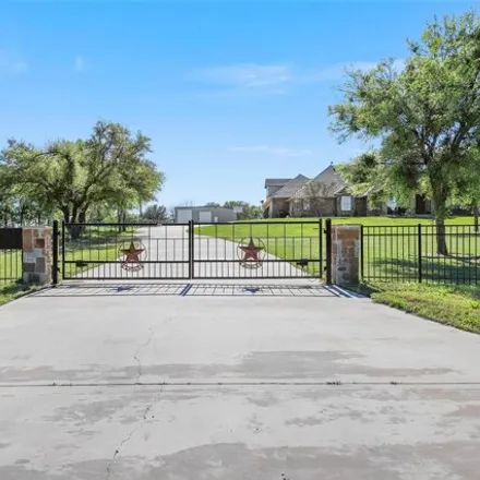 Buy this 5 bed house on 2830 Bob White Drive in Hood County, TX 76049