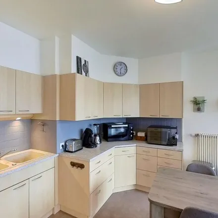 Rent this 4 bed apartment on 9 Square de Liège in 54500 Vandœuvre-lès-Nancy, France