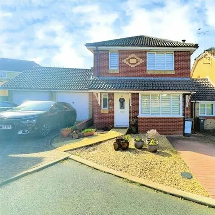 Buy this 4 bed house on 5 Oak Hills in Shanklin, PO37 7QJ