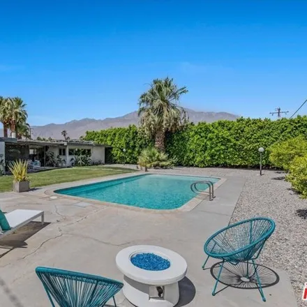 Image 8 - 2830 E Vincentia Rd, Palm Springs, California, 92262 - House for sale