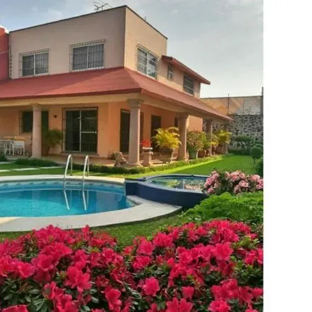 Rent this 2 bed house on Calle Aurora in Tlaltenango, 62230 Cuernavaca