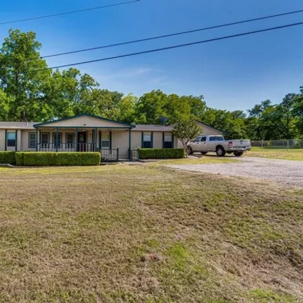 Buy this 4 bed house on 4746 FM 1387 in Midlothian, TX 76065