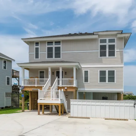 Buy this 8 bed house on 684 Topsail Arch in Currituck County, NC 27927