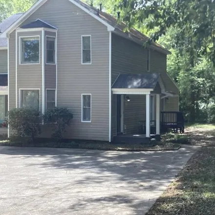 Buy this 3 bed house on 3578 Stinsonville Road in Macon, GA 31204