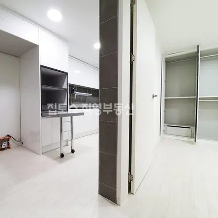 Rent this 2 bed apartment on 서울특별시 관악구 신림동 1554-4