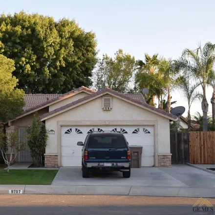 Buy this 3 bed house on 9707 Stonewood Court in Bakersfield, CA 93311