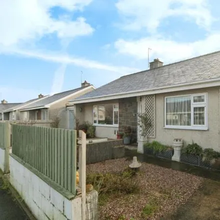 Buy this 2 bed house on Lôn Ceredigion in Pwllheli, LL53 5PP
