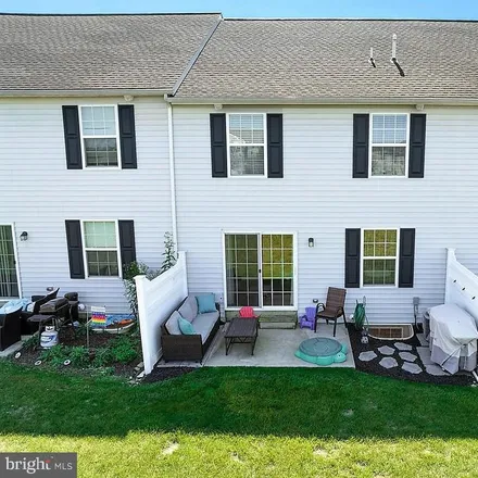 Image 2 - 498 Brookwood Drive, Campbelltown, South Londonderry Township, PA 17078, USA - Townhouse for sale