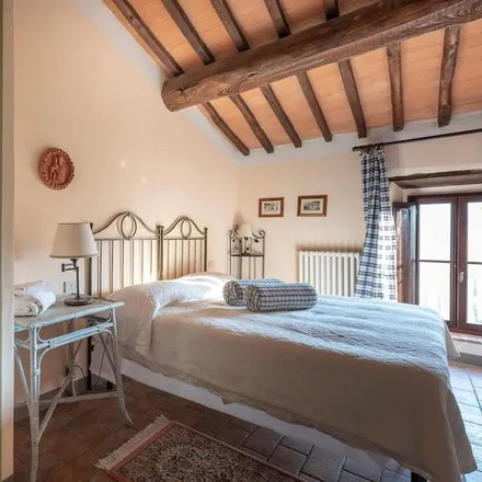 Rent this 3 bed townhouse on Sovicille in Siena, Italy