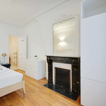Rent this 1 bed apartment on 36 bis Rue Jouffroy d'Abbans in 75017 Paris, France