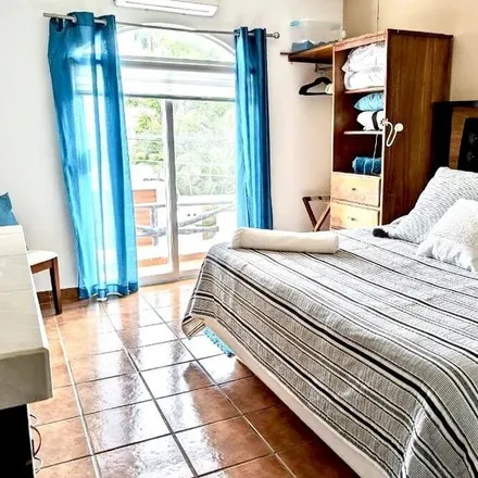 Rent this 3 bed house on 13098 La Cruz de Huanacaxtle in NAY, Mexico