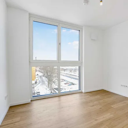 Rent this 3 bed apartment on Fressnapf in Allee der Kosmonauten, 10315 Berlin