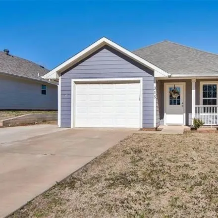 Buy this 3 bed house on 343 West Bond Street in Denison, TX 75020