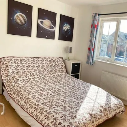 Rent this 1 bed house on Genas Close in London, IG6 2PJ