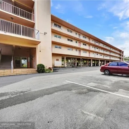 Image 6 - unnamed road, Lauderdale-by-the-Sea, Broward County, FL 33303, USA - Condo for sale