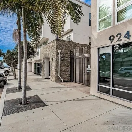 Rent this 2 bed condo on 924 Hornblend Street in San Diego, CA 92109