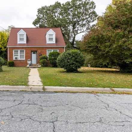 Image 3 - 2805 Lakehurst Avenue, District Heights, Prince George's County, MD 20747, USA - House for sale