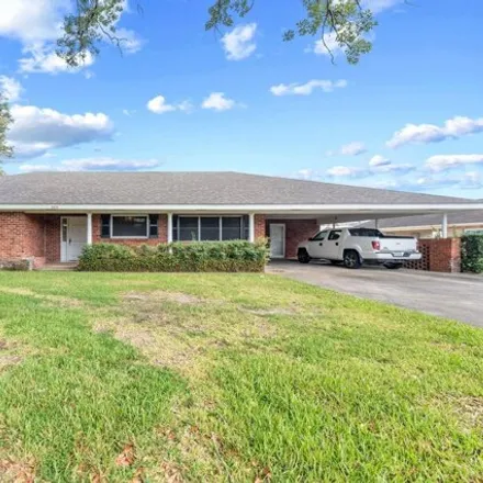 Buy this 2 bed house on 513 East 3rd Street in Crowley, LA 70526