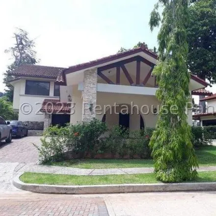 Rent this 4 bed house on Calle Hill in 0843, Ancón