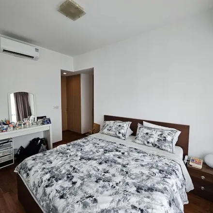 Rent this 2 bed apartment on Blk 4 in Delta Road, Singapore 159919