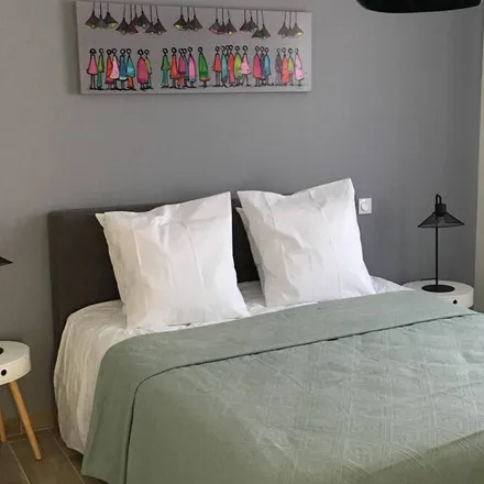Rent this 2 bed house on 30200 Vénéjan