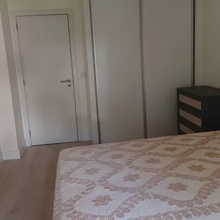 Rent this 1 bed apartment on Praceta Eugénio de Castro in Carnaxide, Portugal