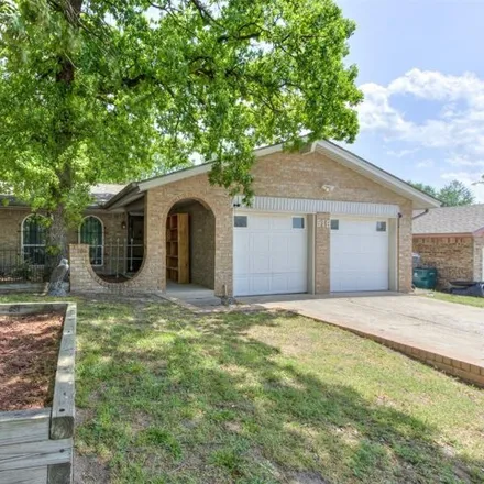 Buy this 3 bed house on 644 Whispering Oak Road in Oklahoma City, OK 73127