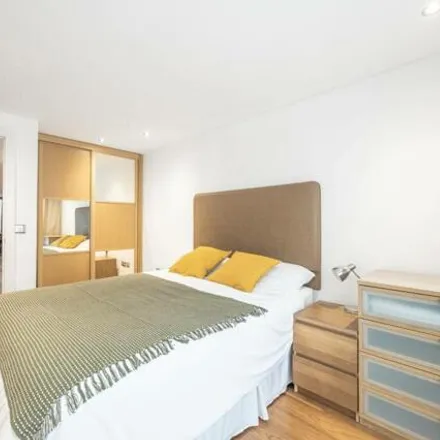 Image 3 - Swiss Cottage Leisure Centre, Winchester Mews, London, NW3 3NP, United Kingdom - Apartment for sale