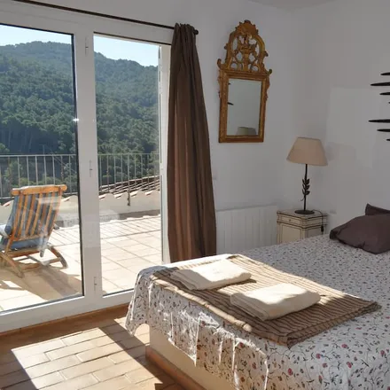 Rent this 5 bed house on 17255 Begur