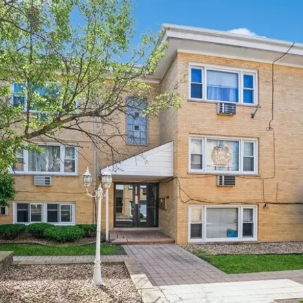 Buy this 2 bed condo on Texas Corral in West 95th Street, Oak Lawn