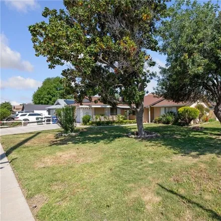 Image 3 - 12490 Willet Avenue, Grand Terrace, CA 92313, USA - House for sale