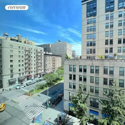 Image 2 - 218 W 103rd St # 6F, New York, 10025 - Condo for rent