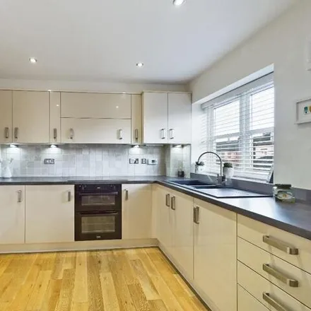 Image 3 - Upton Grange, Chester, CH2 1BF, United Kingdom - Townhouse for sale