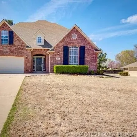 Buy this 3 bed house on 1324 South Luker Lane in Sapulpa, OK 74066