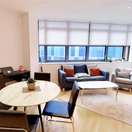 Image 1 - Grimshaw Way, London, RM1 3FA, United Kingdom - Apartment for rent