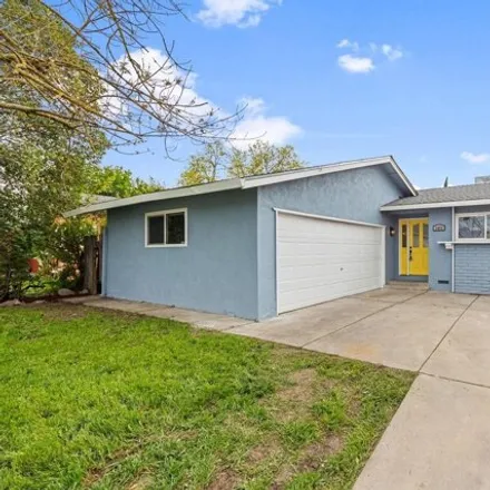 Buy this 3 bed house on 1427 Janrick Avenue in Sacramento, CA 95832