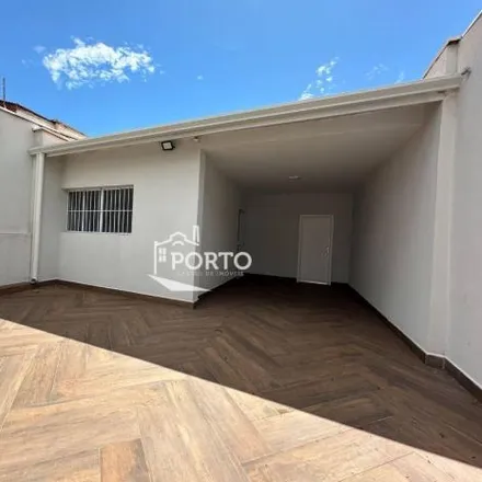 Buy this 3 bed house on Rua Visconde do Rio Branco in Cidade Alta, Piracicaba - SP
